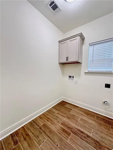 $2,600 | 42568 Wynstone Drive, Prairieville, LA 70769