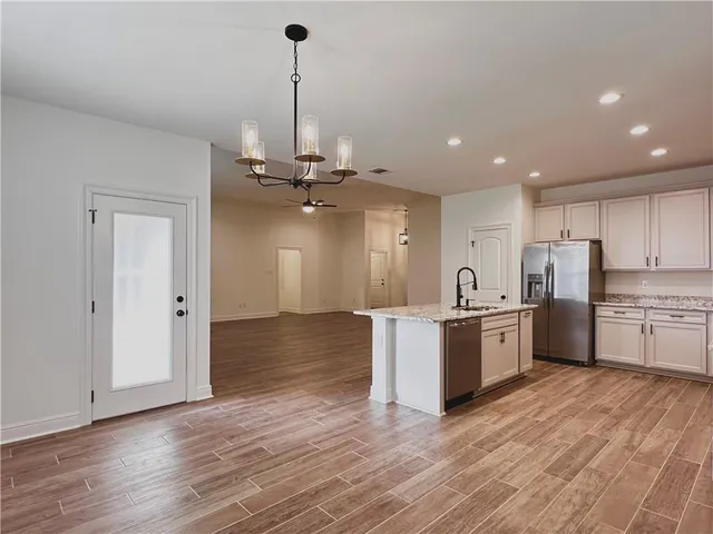 $2,600 | 42568 Wynstone Drive, Prairieville, LA 70769