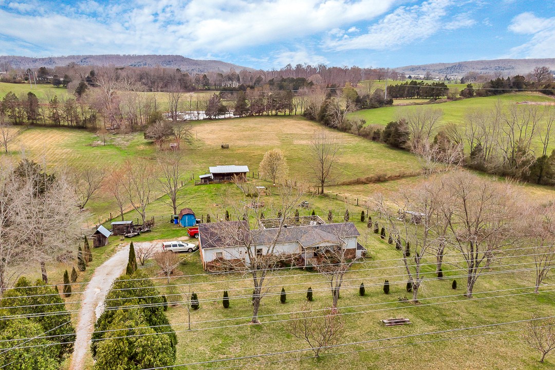 628 Sullivan Knowles Road Sparta, TN 38583 - Photo 1 of 50 Gallery Image 1