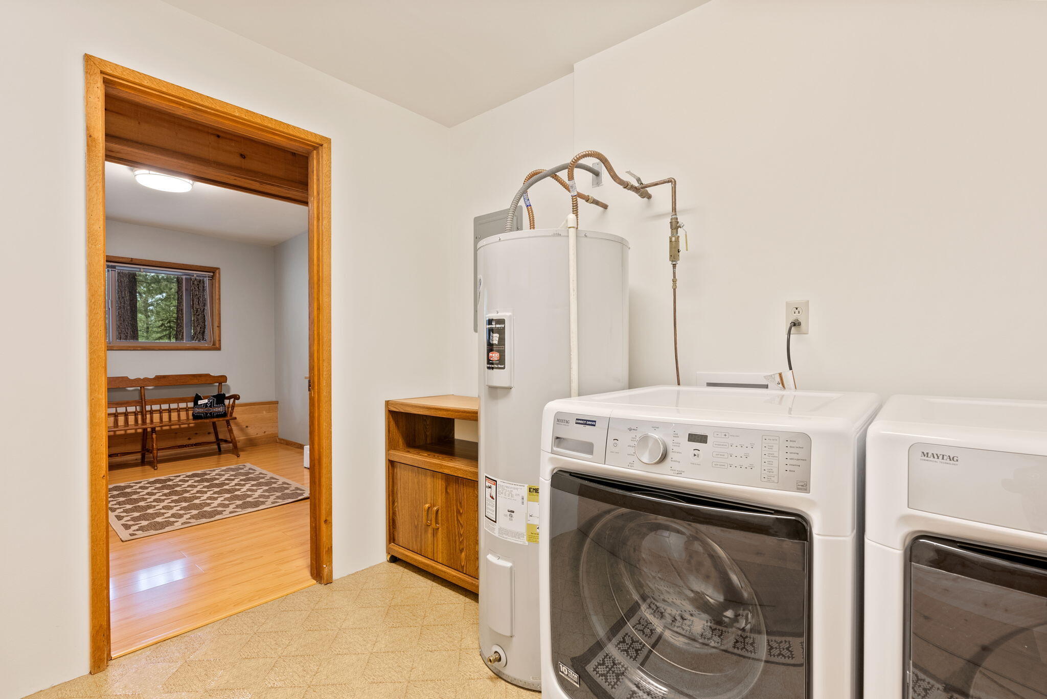 13251 Snowbrush, Unit GH 266 Black Butte Ranch, OR 97759 - Photo 25 of 37 a utility room with dryer and washer