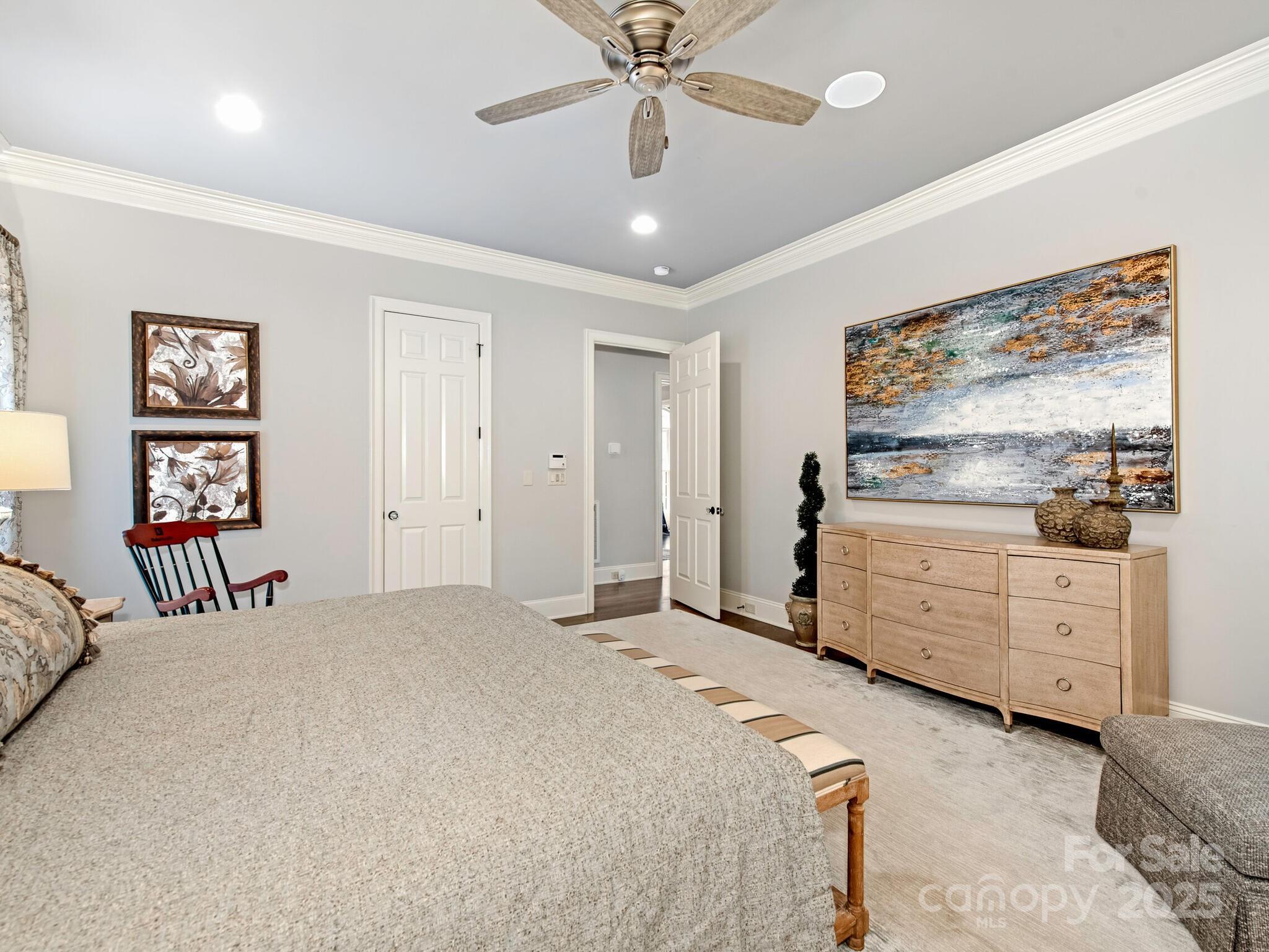 2021 Coniston Place Charlotte, NC 28207 - Photo 15 of 42