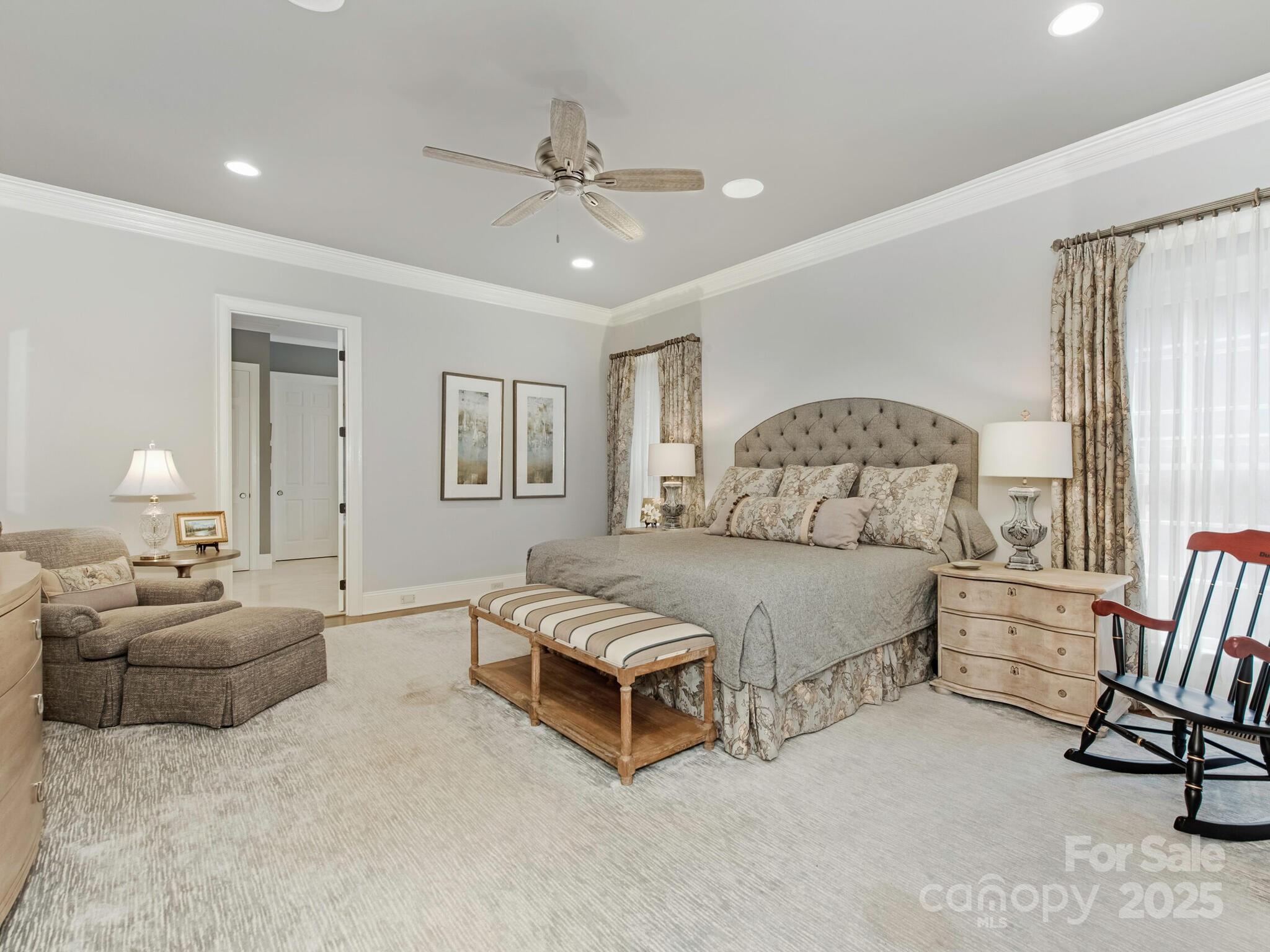 2021 Coniston Place Charlotte, NC 28207 - Photo 16 of 42