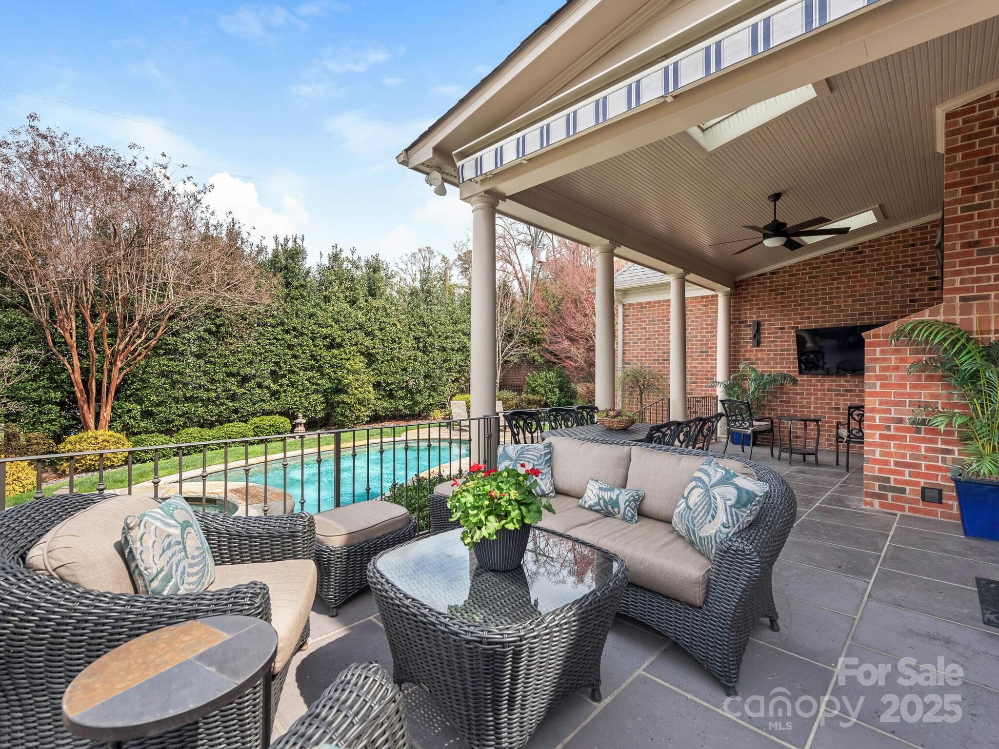 2021 Coniston Place Charlotte, NC 28207 - Photo 34 of 42