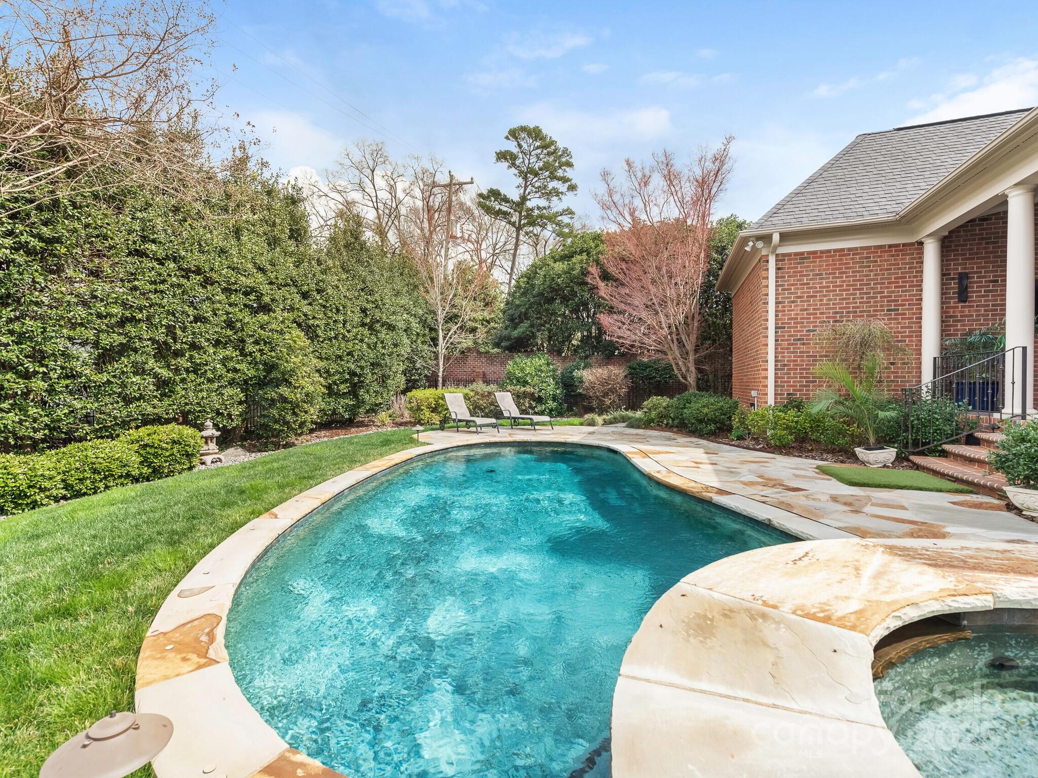 2021 Coniston Place Charlotte, NC 28207 - Photo 40 of 42