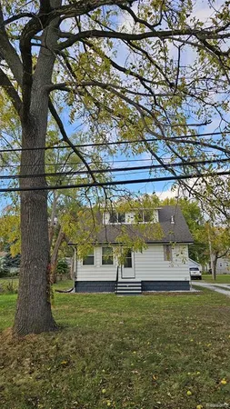 $1,650 | 22141 15 Mile Road, Clinton Township, MI 48035