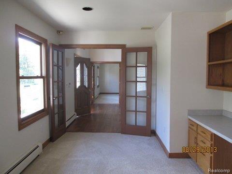 2458 North Rochester Road Oakland, MI 48363 - Photo 6 of 22 IMG_3162.JPG