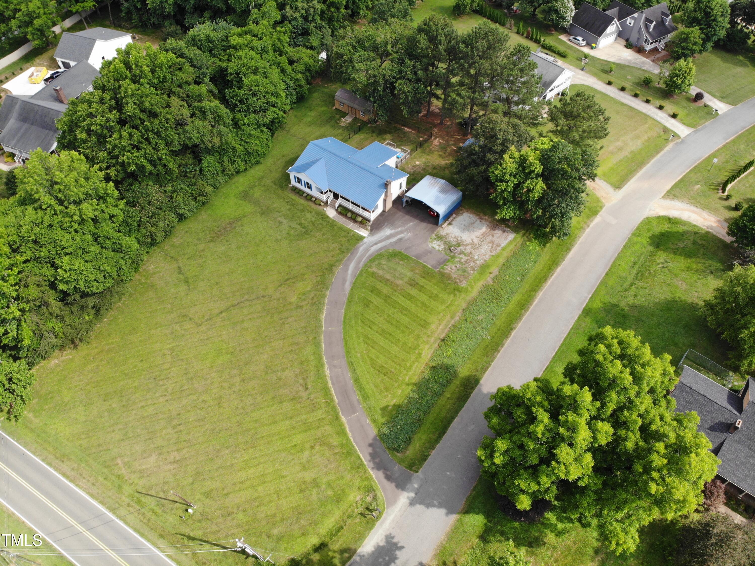 4307 Mebane Rogers Road Mebane, NC 27302 - Photo 2 of 29 F3D8A54B18F81383B926BD4AE4AACE25