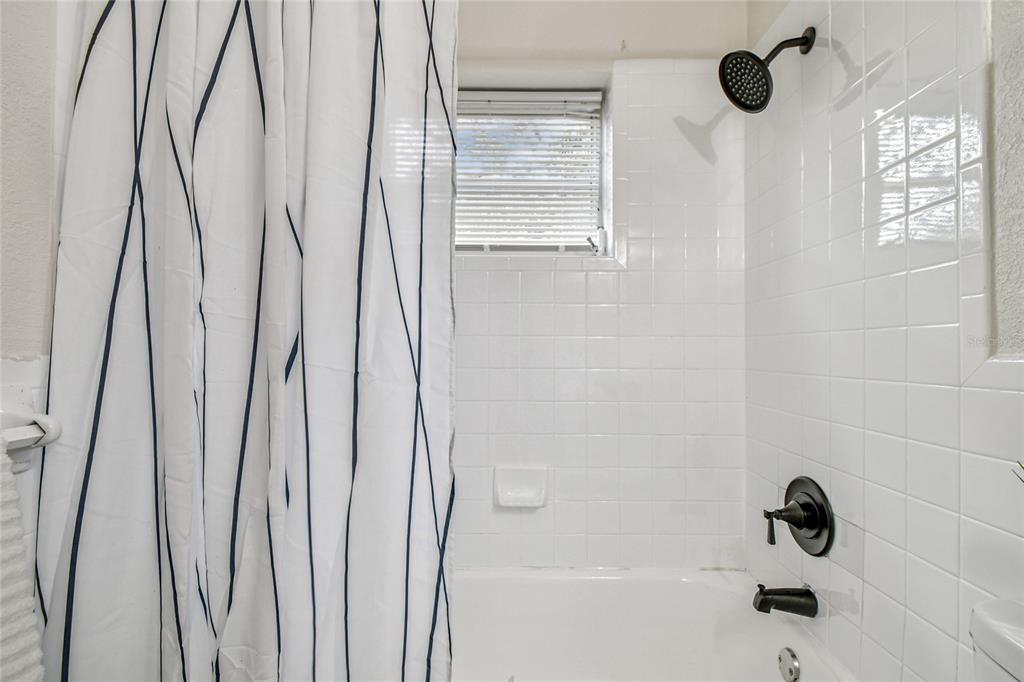 7242 Oelsner Street New Port Richey, FL 34652 - Photo 13 of 39 Gallery Image 13