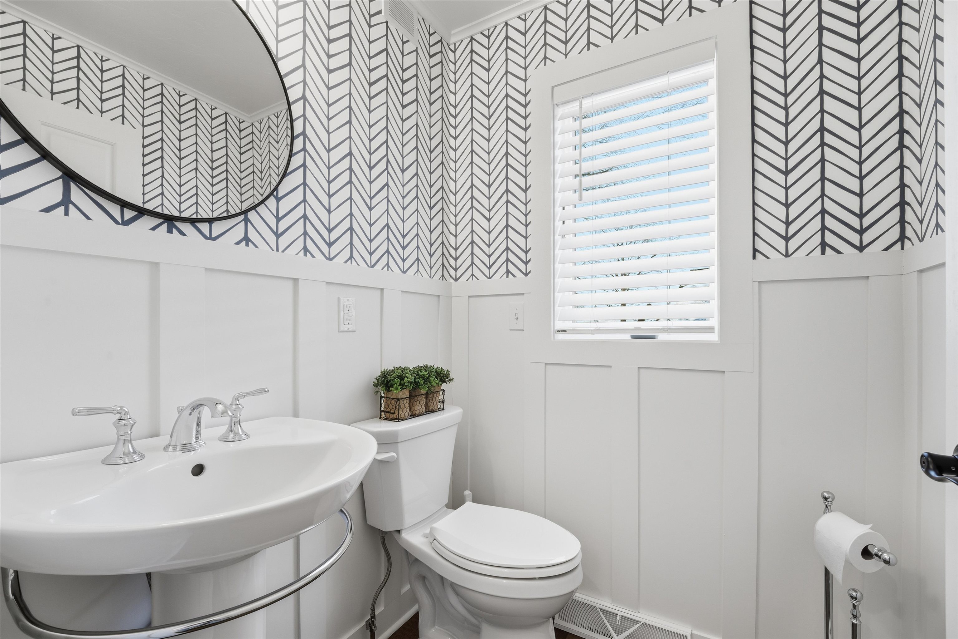 6097 East Lyngaas Road Winneconne, WI 54986 - Photo 12 of 44