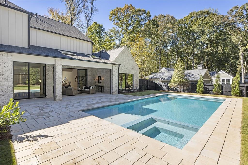 141 N Trace Alpharetta, GA 30009 - Photo 63 of 92