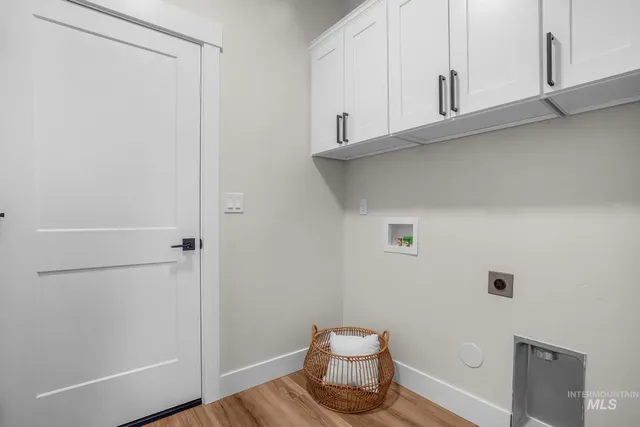 $558,900 | 1696 East Grayson Street, Meridian, ID 83642