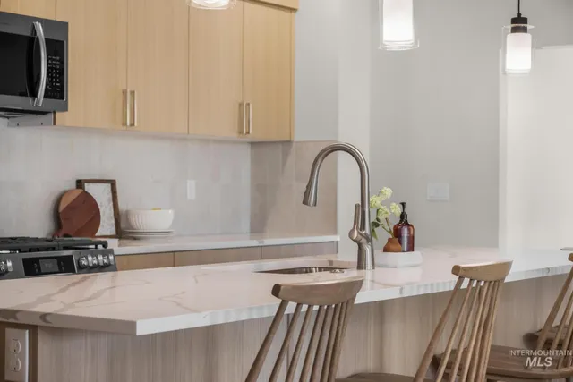 $558,900 | 1696 East Grayson Street, Meridian, ID 83642