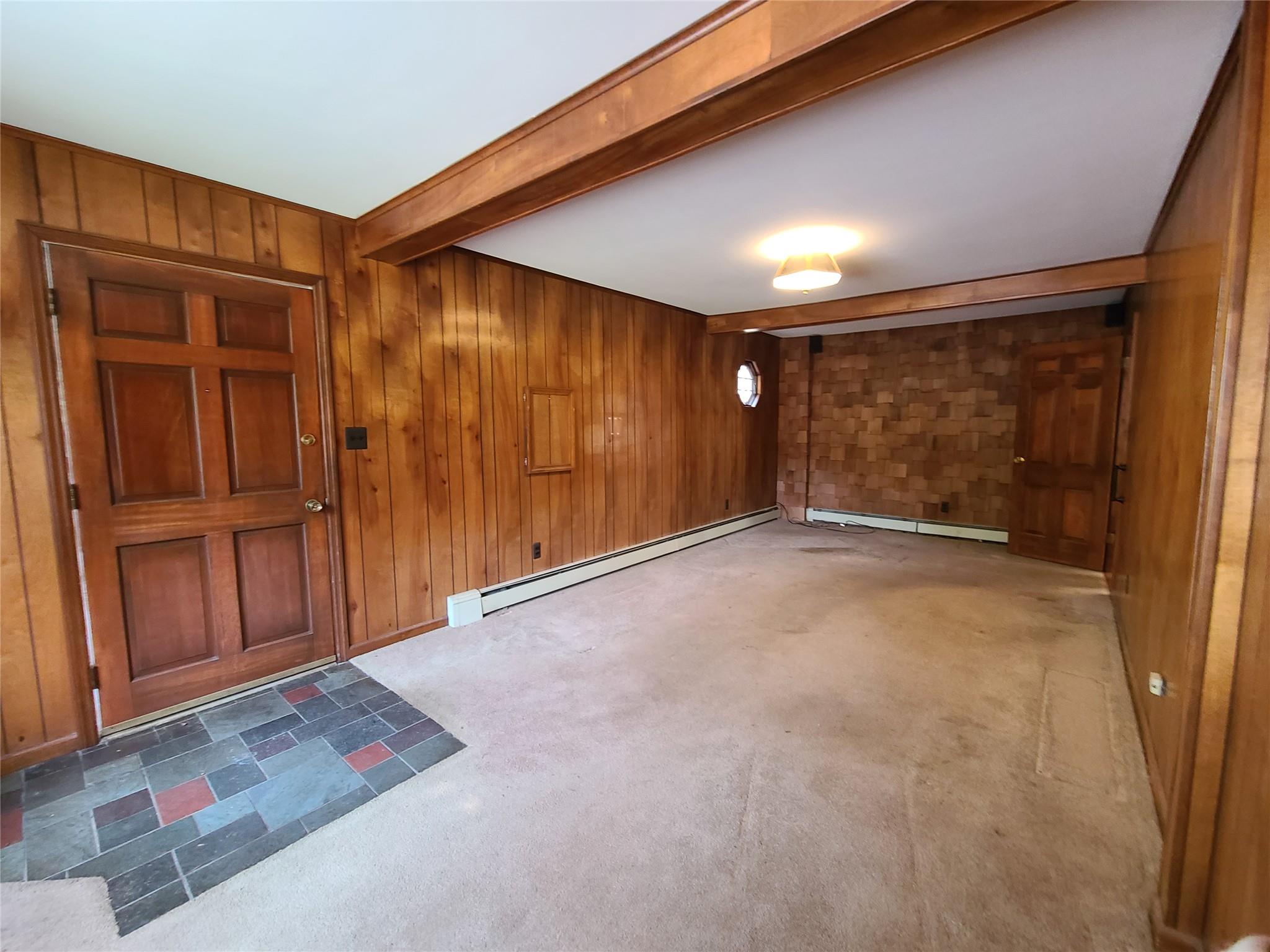 493 Old Taylor Road Jeffersonville, NY 12748 - Photo 7 of 35 an empty room with closet area