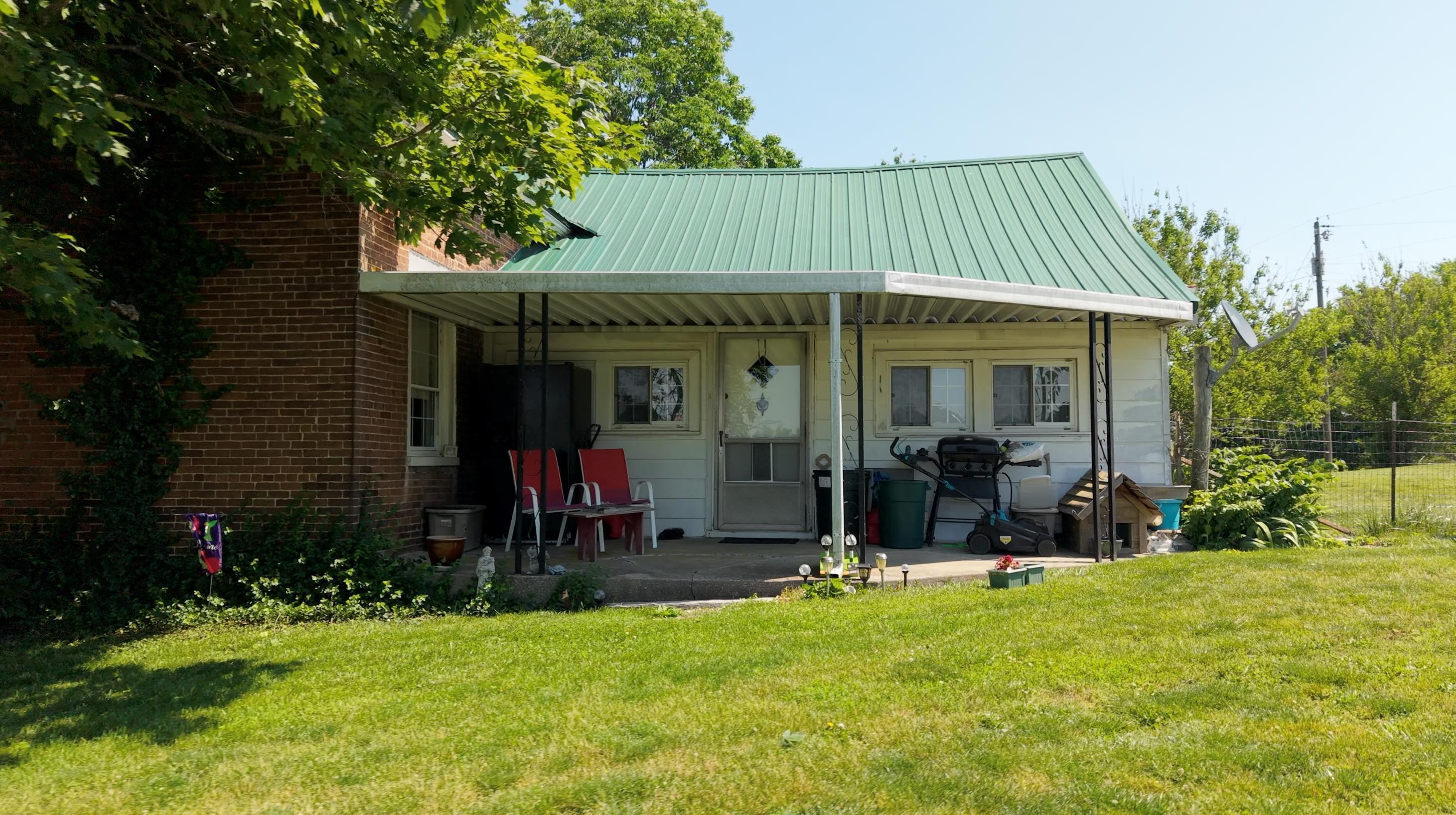 6300 B McCowans Ferry Road Versailles, KY 40383 - Photo 9 of 22 9