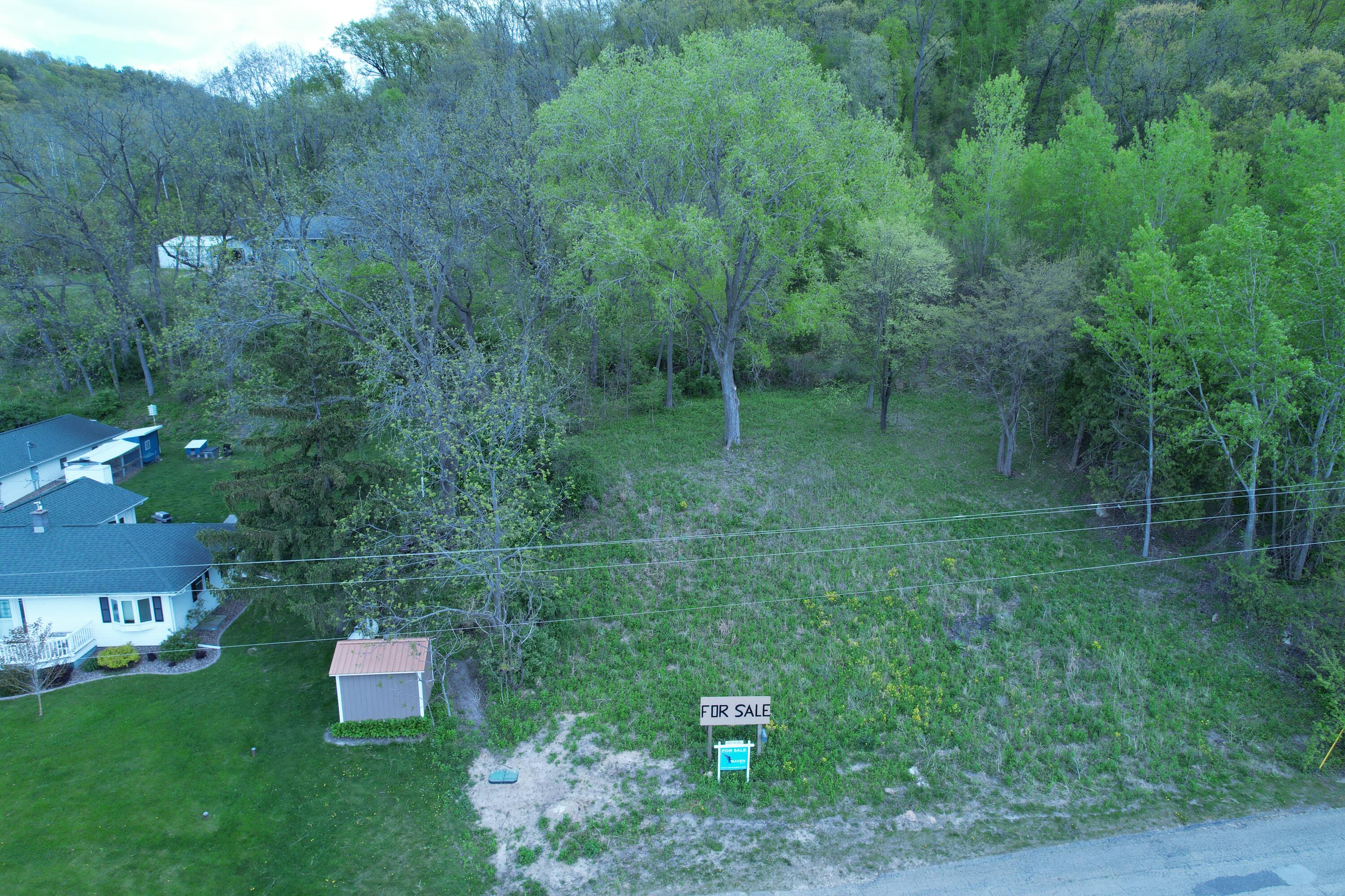 Hwy35_lot