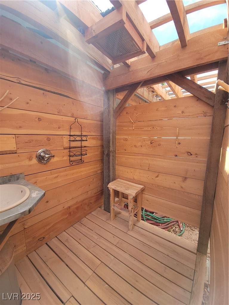 542 Bonelli Overton, NV 89040 - Photo 20 of 35 Outdoor shower