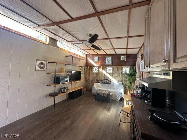 542 Bonelli Overton, NV 89040 - Photo 4 of 35