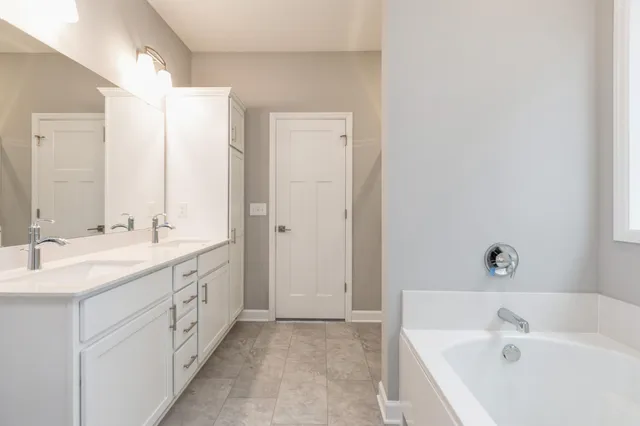 $608,785 | 1256 Hadley Hills Drive Northeast, Rochester, MN 55906