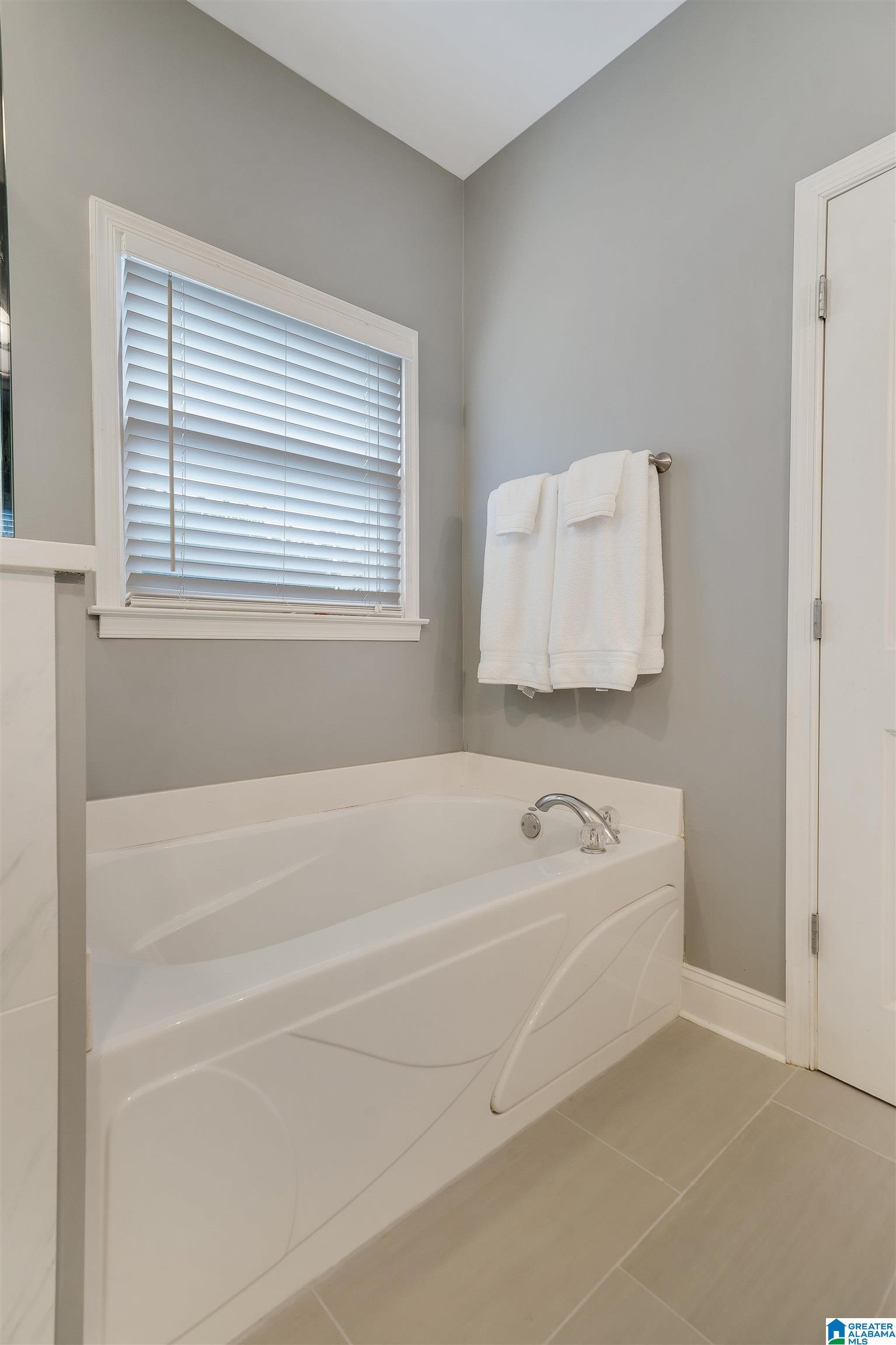 4382 Merion Way Bessemer, AL 35022 - Photo 34 of 49