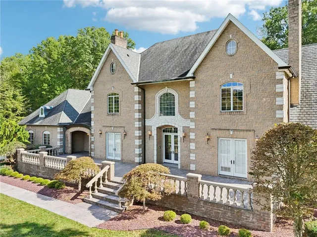 $1,599,316 | 4166 Highway 158, New Wilmington, PA 16142