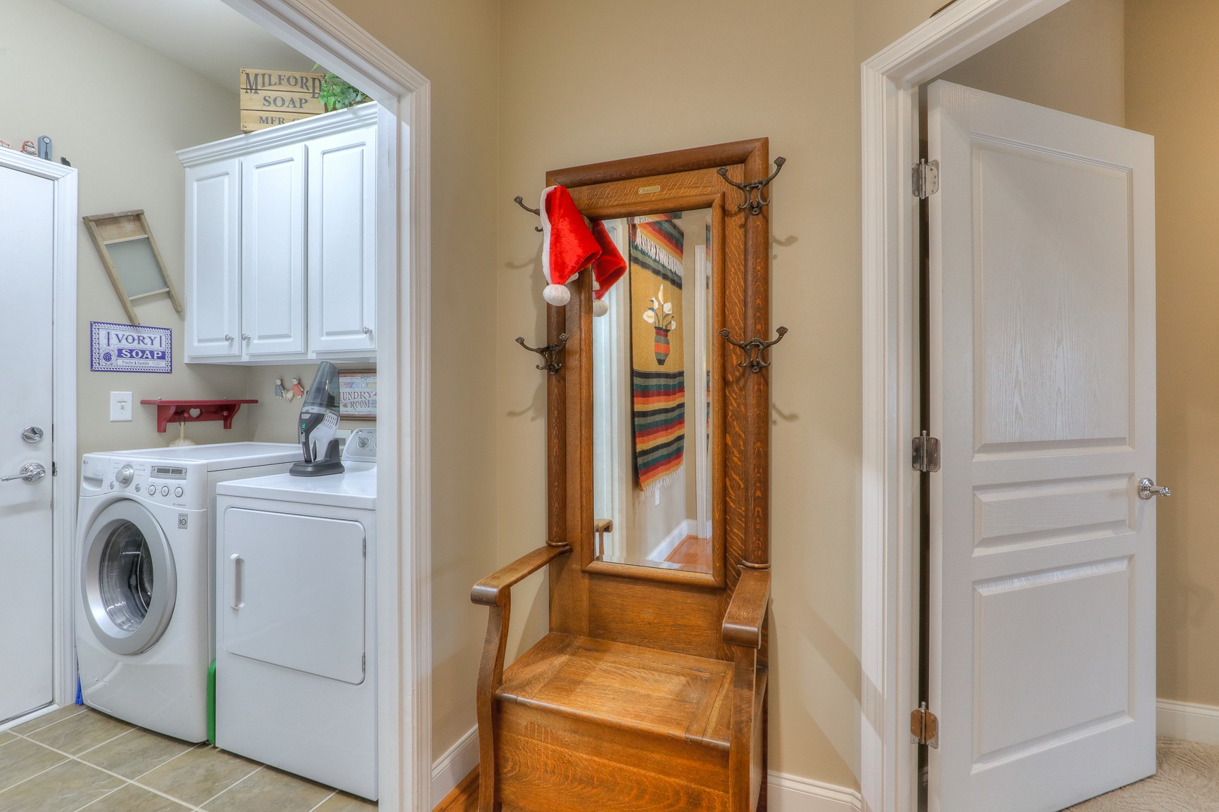 514 Bugler Road Mount Juliet, TN 37122 - Photo 29 of 45 a view of kitchen and washer and dryer