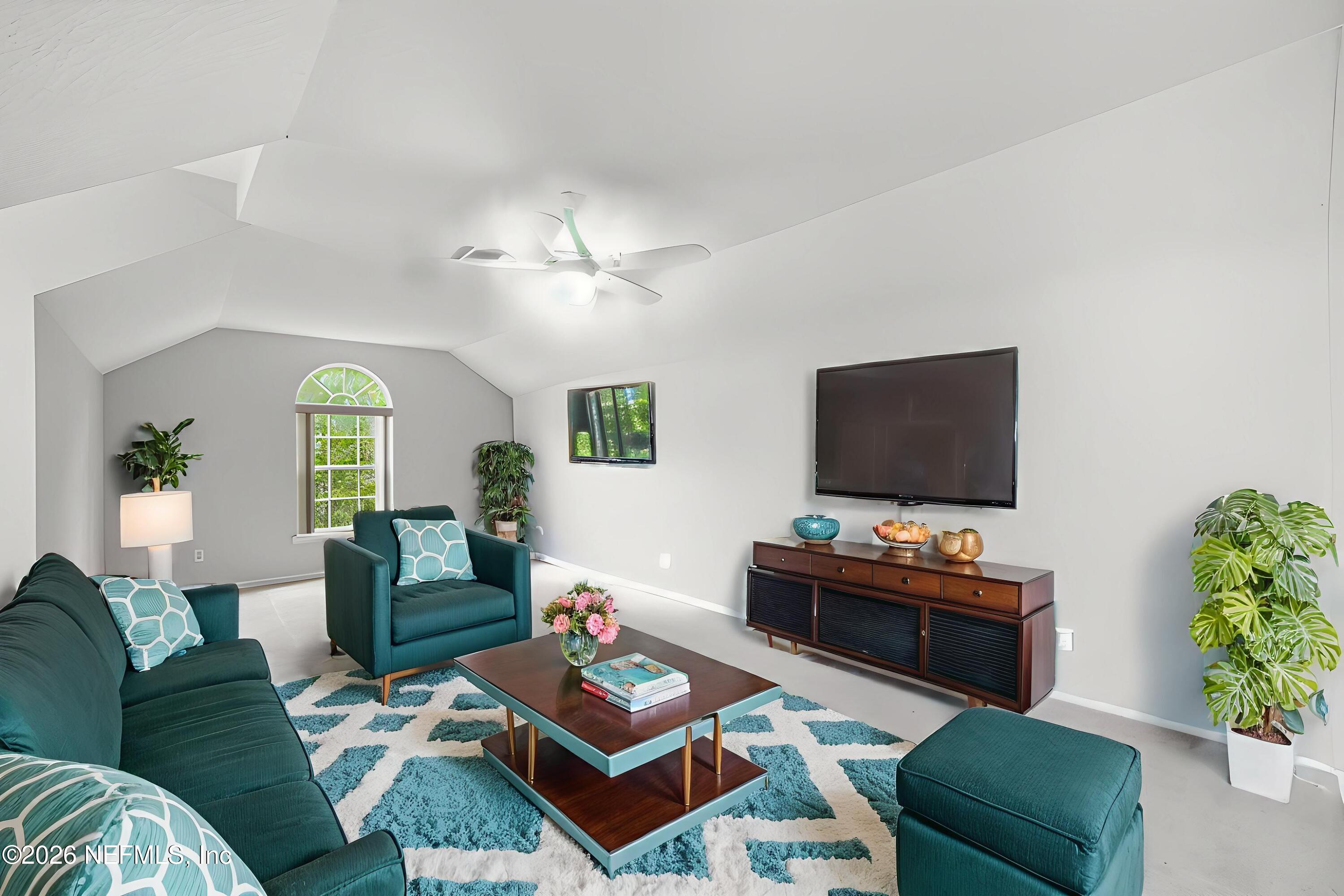 10082 Chester Lake Road East Jacksonville, FL 32256 - Photo 32 of 65 36_Flex Space - Wall Covering Removed -