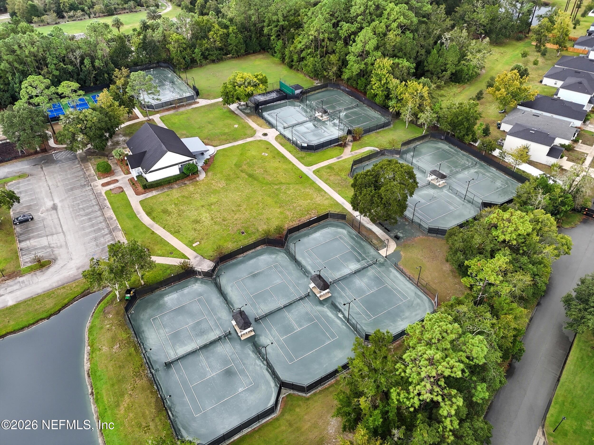 10082 Chester Lake Road East Jacksonville, FL 32256 - Photo 61 of 65 65_Deercreek CC Tennis Court