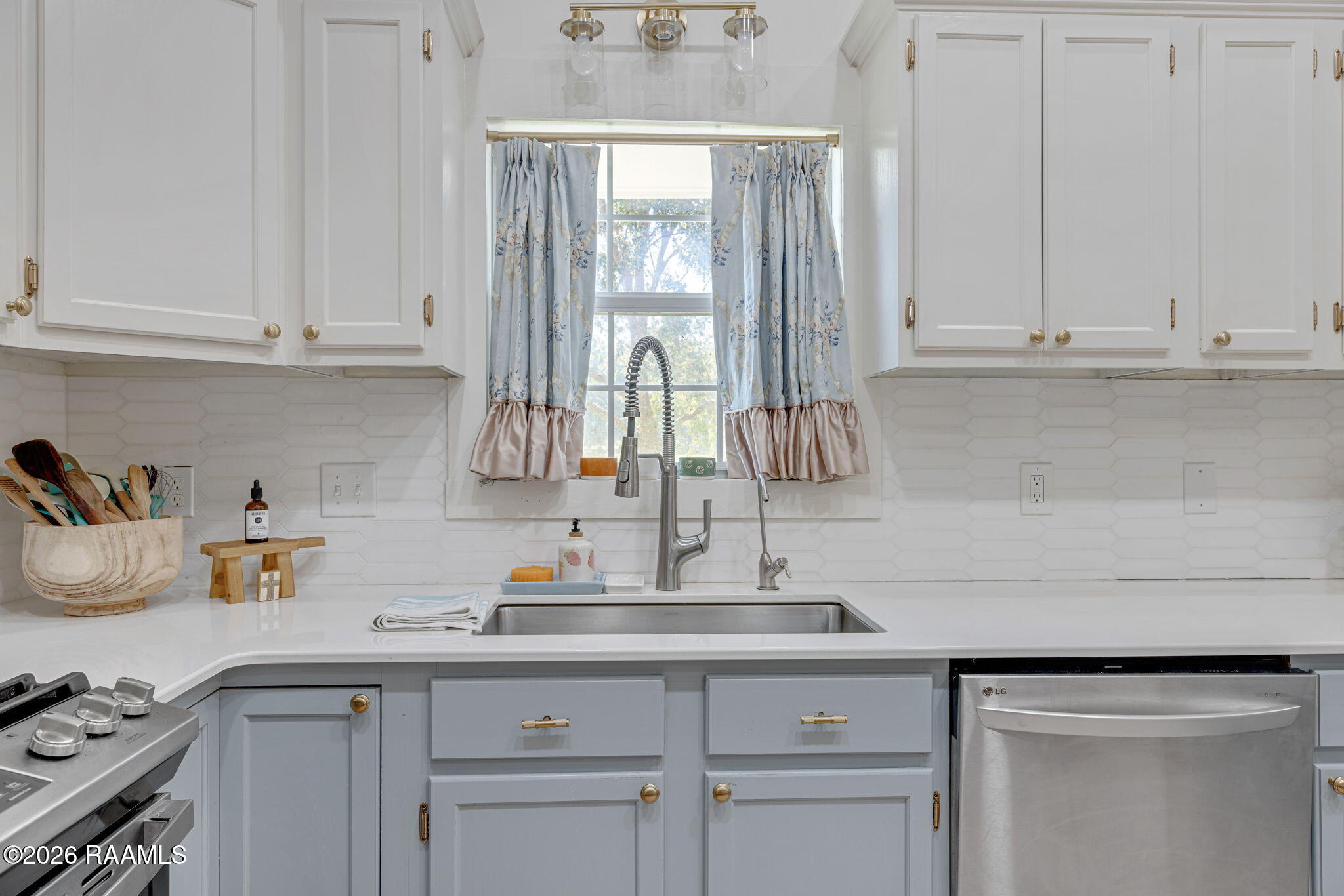 8923 West Congress Street Duson, LA 70529 - Photo 9 of 28 Kitchen