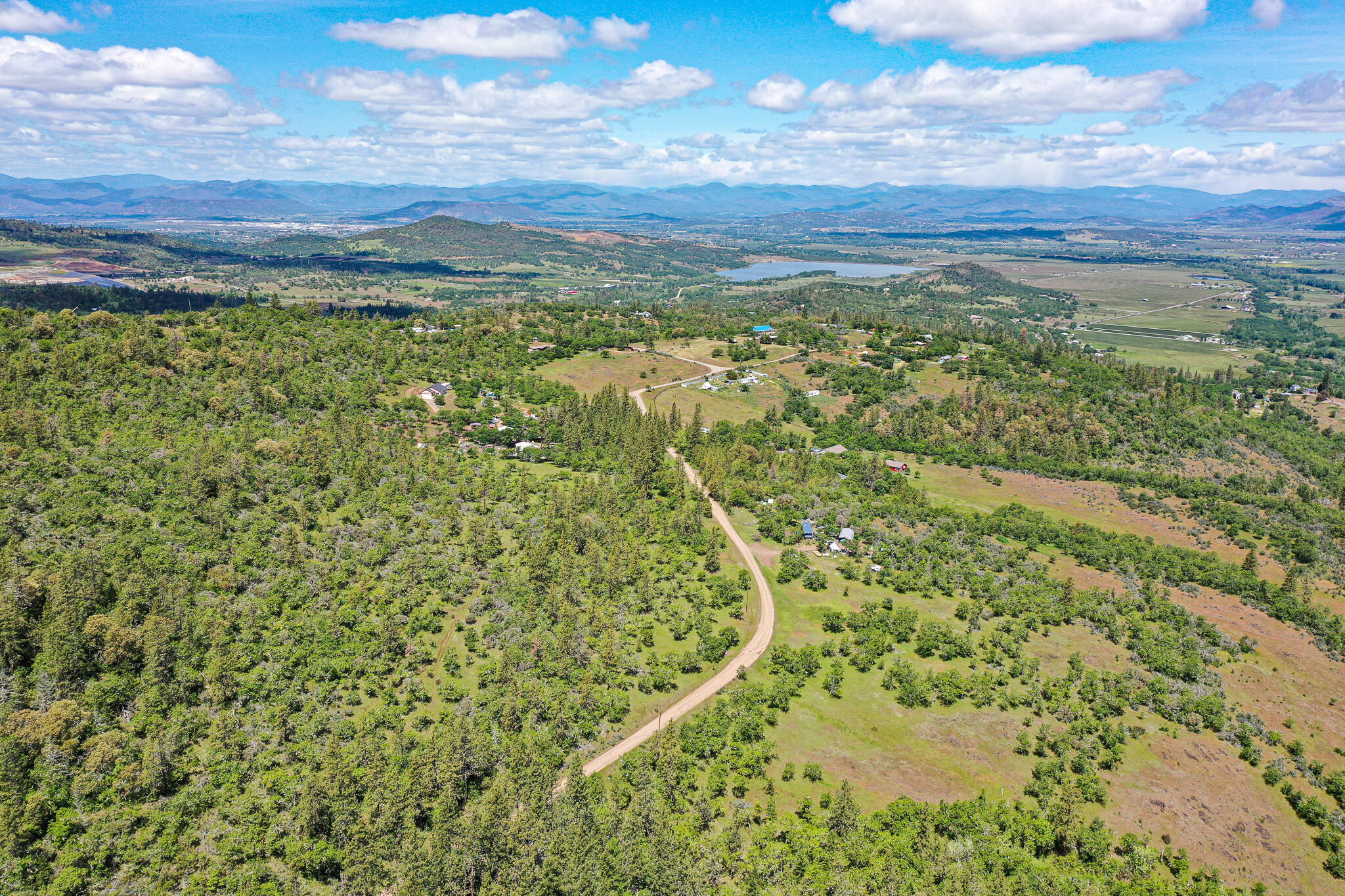1729 Wren Ridge Drive Eagle Point, OR 97524 - Photo 18 of 21 DJI_0900