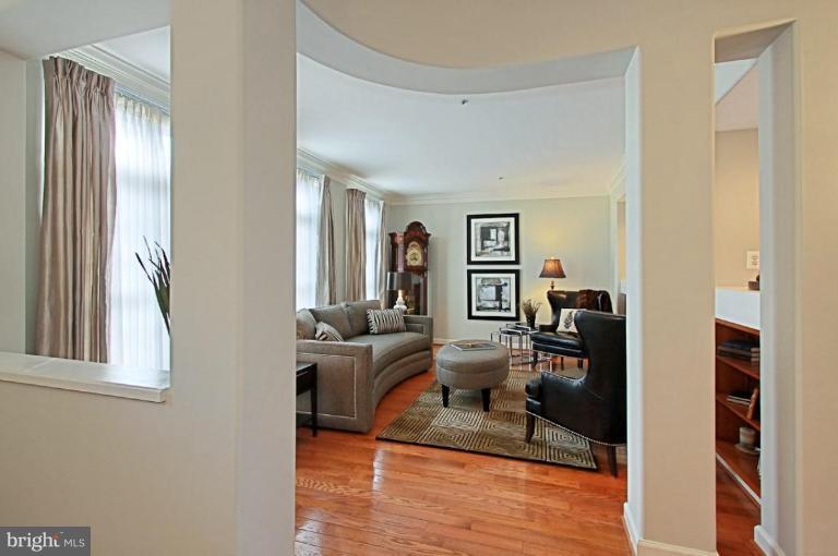 2128 21st Road North Arlington, VA 22201 - Photo 24 of 30 Living Room #2