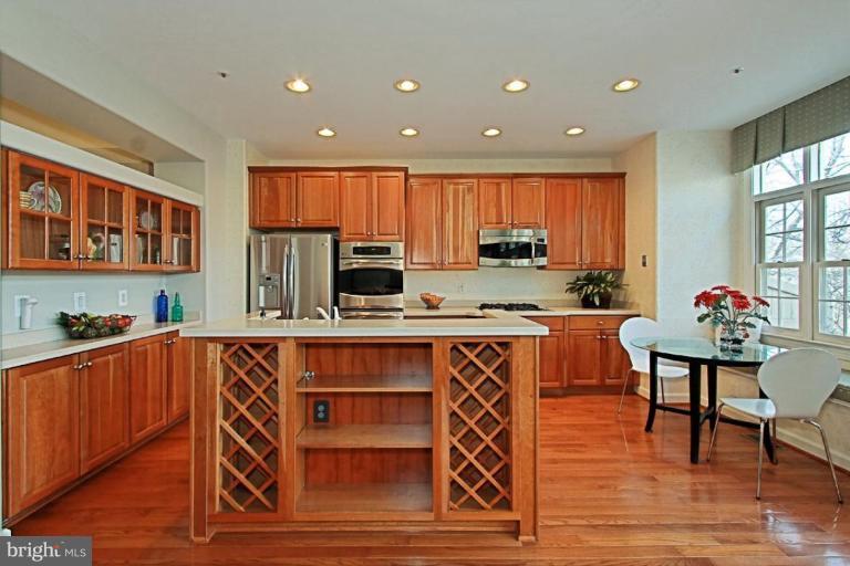 2128 21st Road North Arlington, VA 22201 - Photo 25 of 30 Kitchen