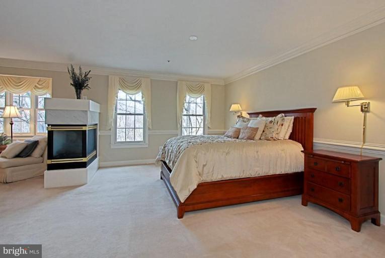 2128 21st Road North Arlington, VA 22201 - Photo 6 of 30 Master Bedroom #2