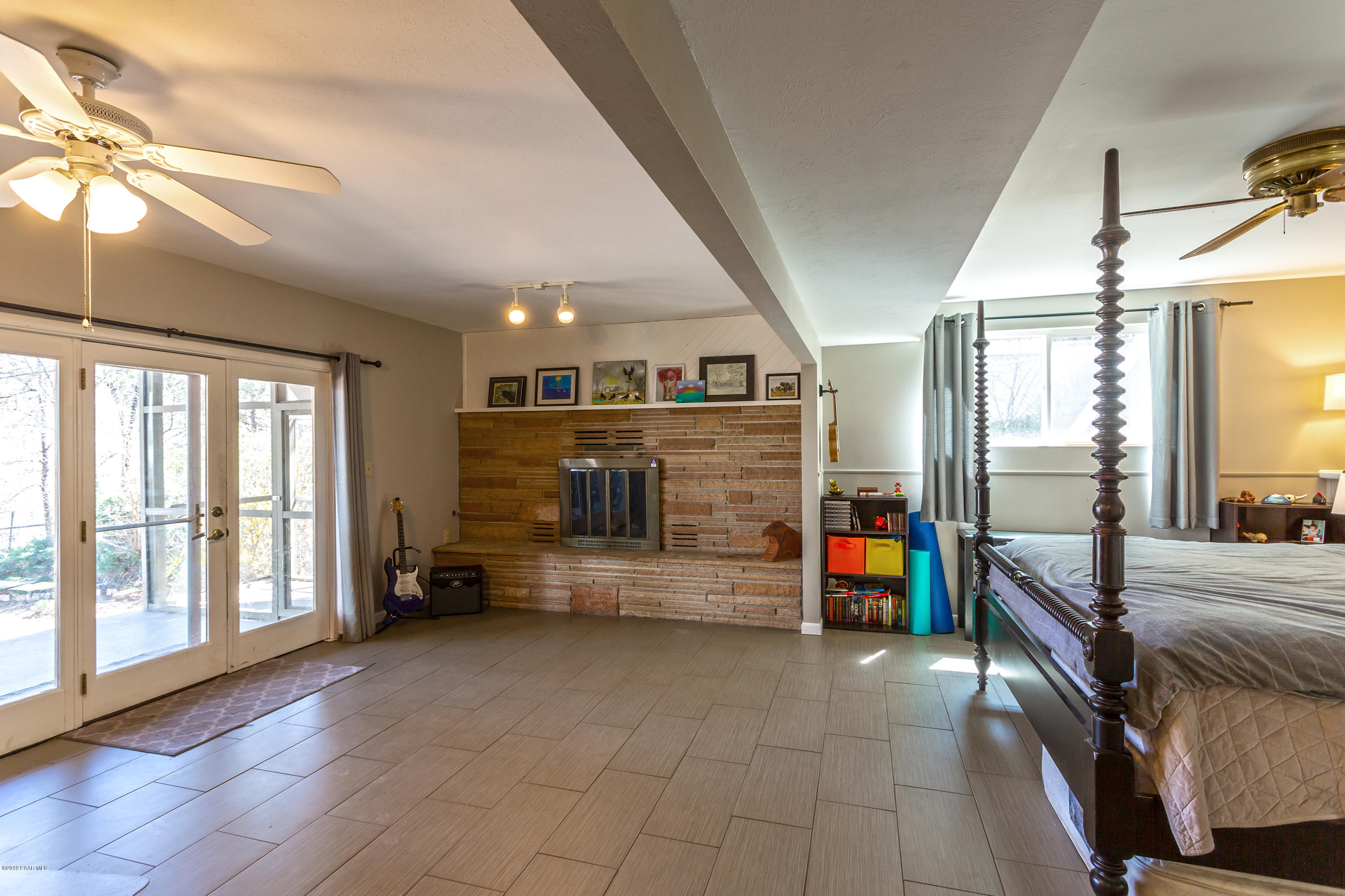 401 Canyon Springs Road Prescott, AZ 86303 - Photo 12 of 28 Bedroom 3 or family room?