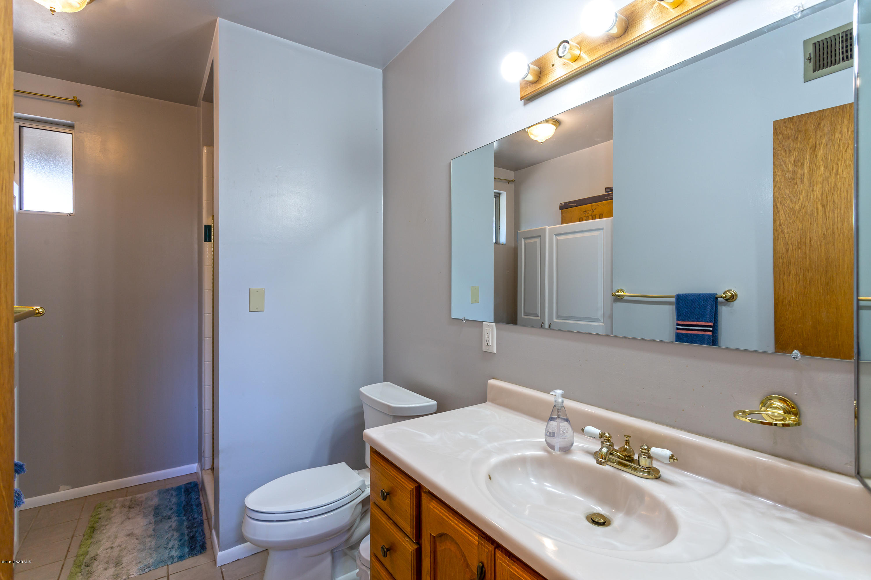 401 Canyon Springs Road Prescott, AZ 86303 - Photo 18 of 28 Bathroom 2