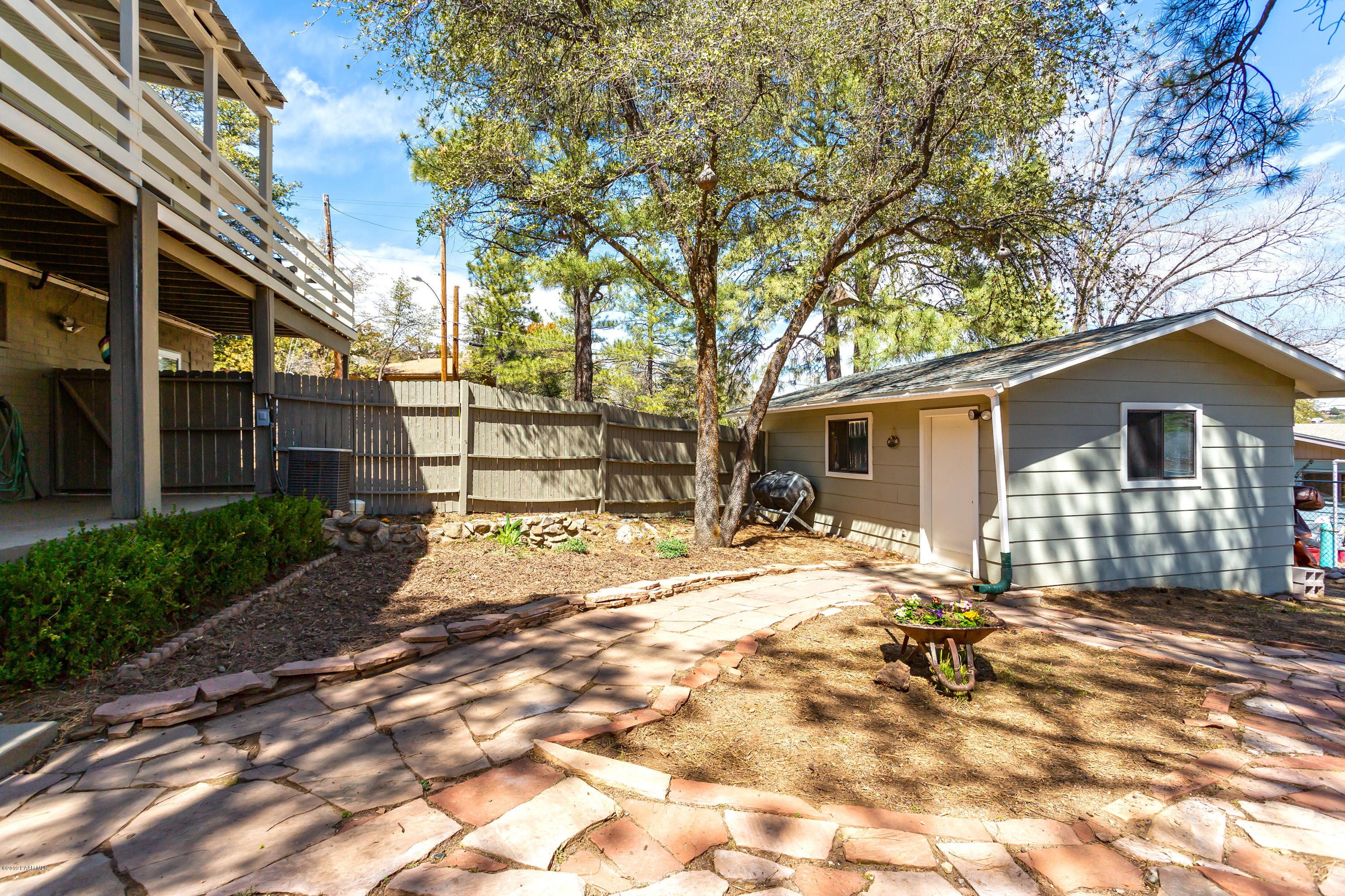 401 Canyon Springs Road Prescott, AZ 86303 - Photo 23 of 28 Fenced Backyard