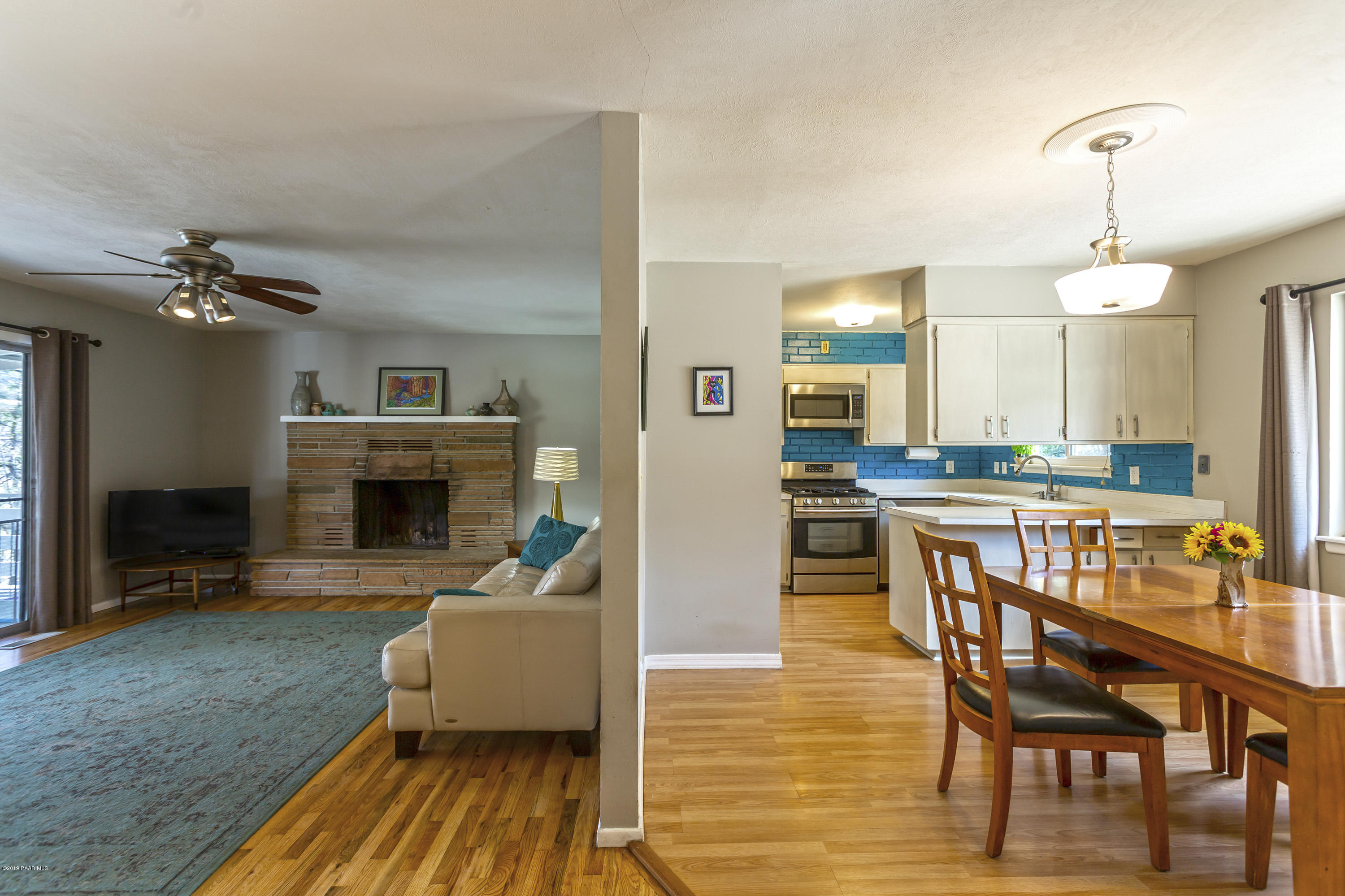 401 Canyon Springs Road Prescott, AZ 86303 - Photo 6 of 28 Live on one level