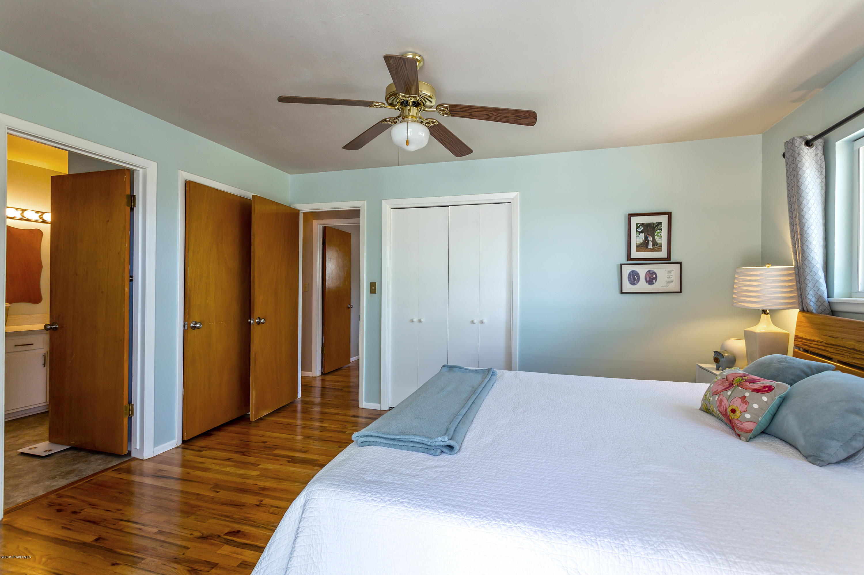 401 Canyon Springs Road Prescott, AZ 86303 - Photo 10 of 28 Bedroom 1 upstairs