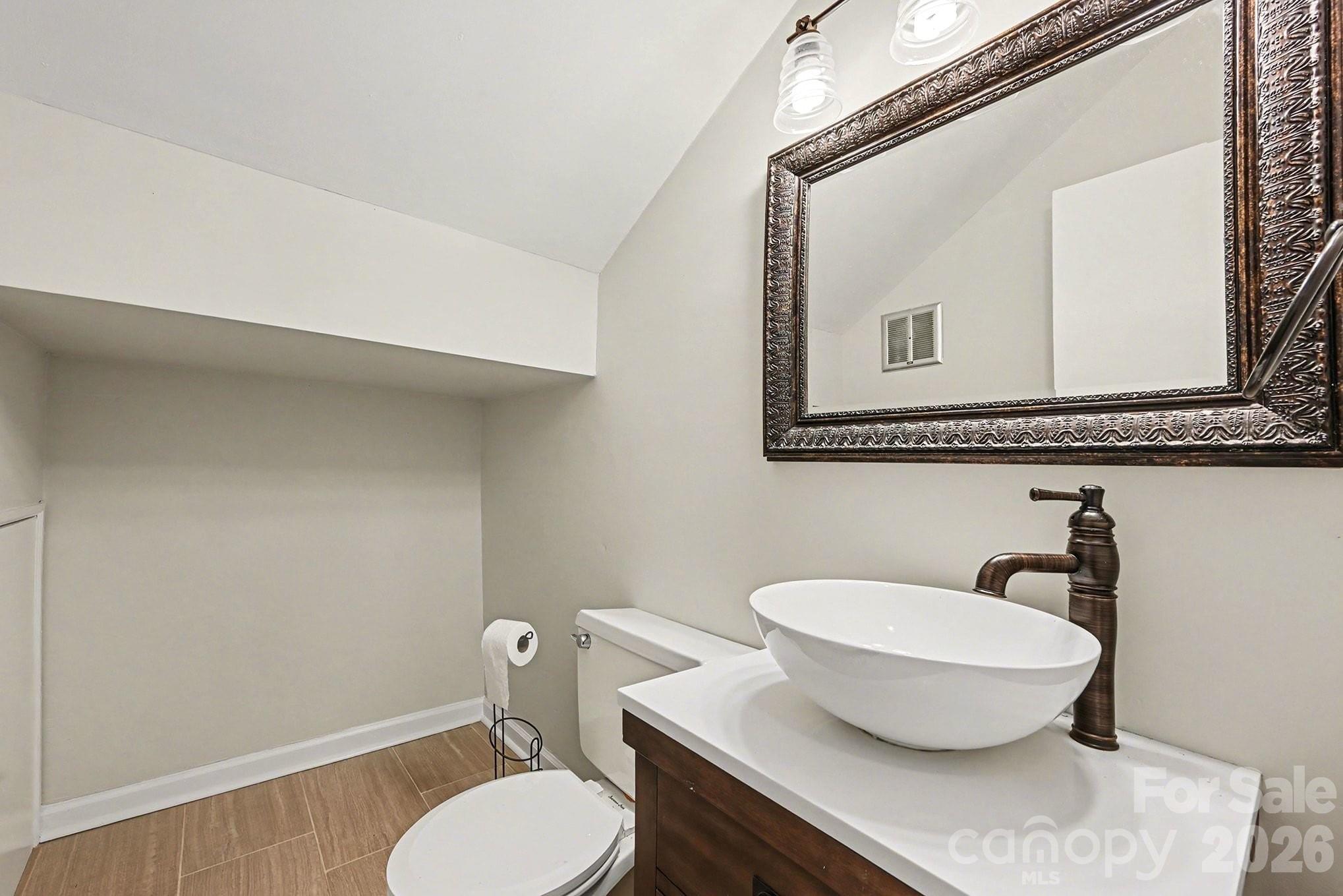 5947 Quail Hollow Road Charlotte, NC 28210 - Photo 13 of 27