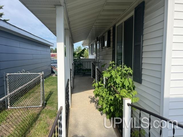 701 South Lincoln Road Escanaba, MI 49829 - Photo 38 of 44