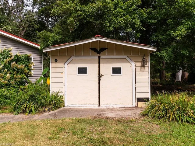 $250,000 | 5923 Wild Horse Canyon Road, Snow Camp, NC 27349