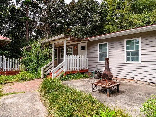 $250,000 | 5923 Wild Horse Canyon Road, Snow Camp, NC 27349