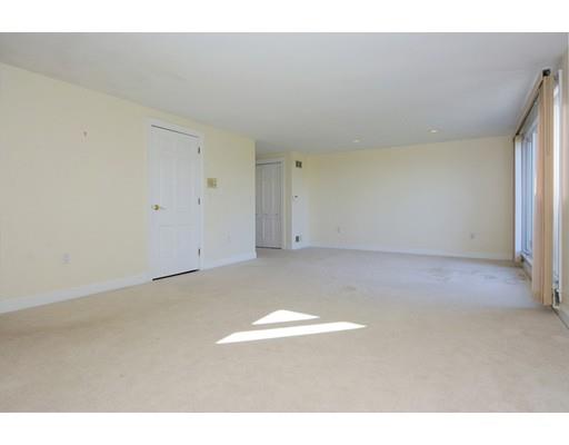 44 Hundreds Road Westborough, MA 01581 - Photo 18 of 30 Gallery Image 18
