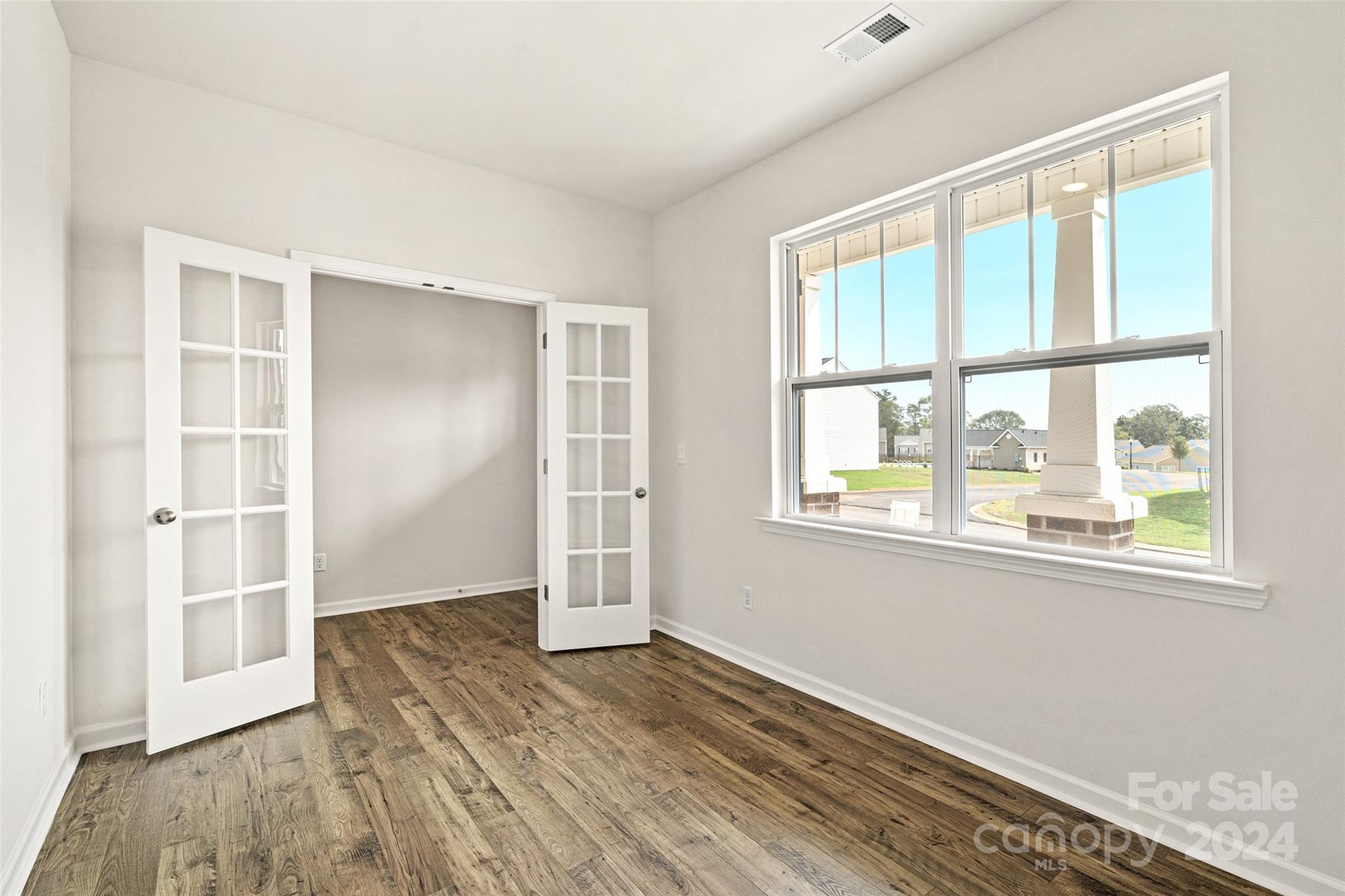 1227 Rutherford Street York, SC 29745 - Photo 4 of 26 Gallery Image 4