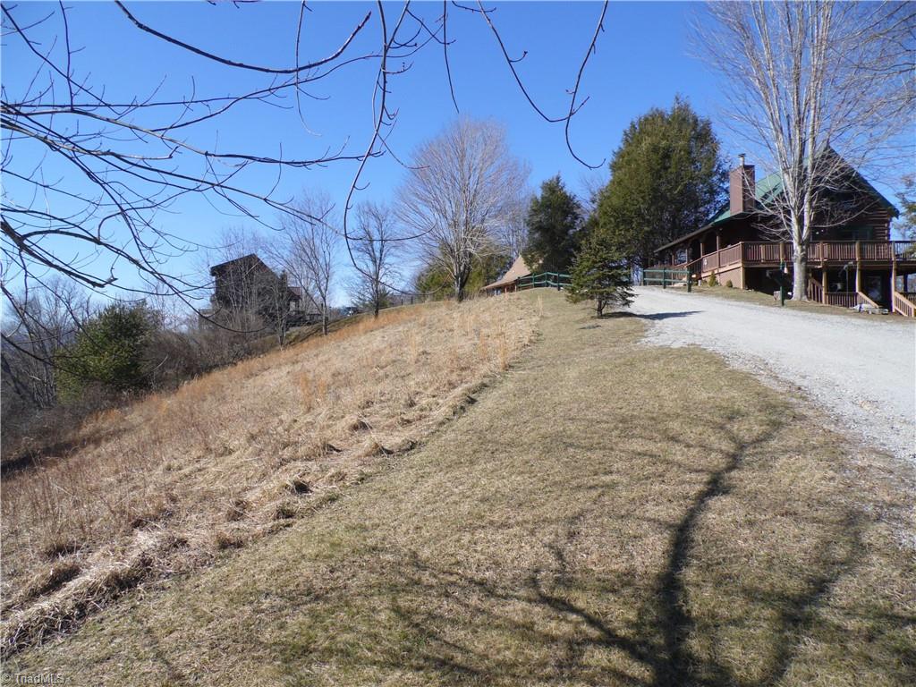 32 Mountain Ridge Road Piney Creek, NC 28663 - Photo 7 of 16 Gallery Image 7