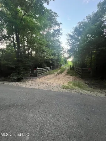 $198,720 | 207 Wallace Drive, Coldwater, MS 38618