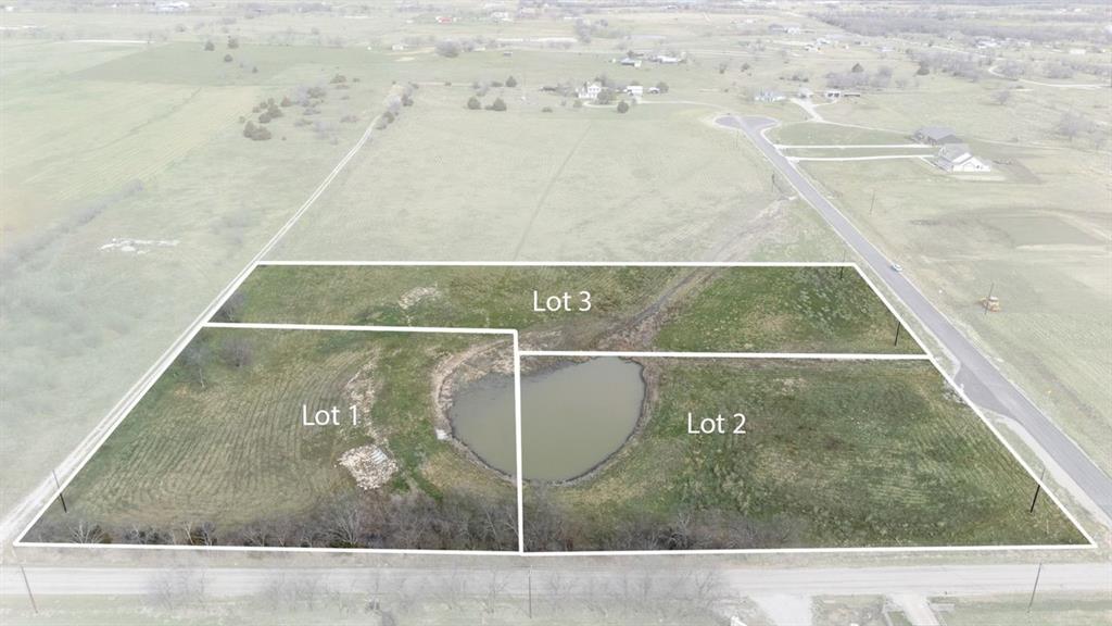 1421 County Road 4530 Decatur, TX 76234 - Photo 2 of 4 a view of outdoor space