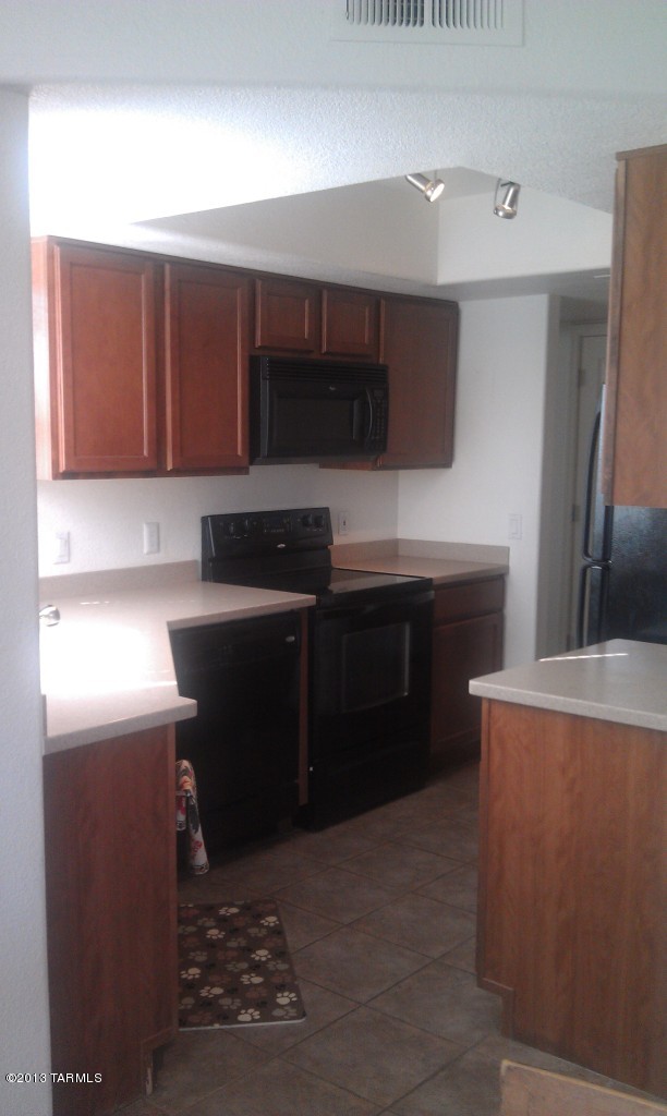 5855 North Kolb Road, Unit 1106 Tucson, AZ 85750 - Photo 10 of 14
