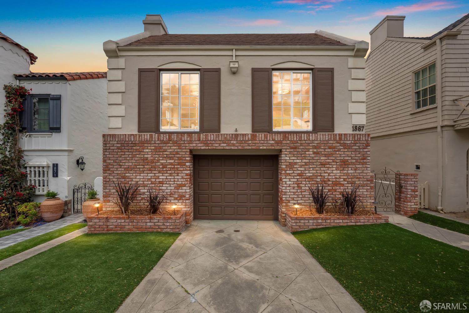 1867 15th Avenue San Francisco, CA 94122 - Photo 67 of 75 a front view of a house with a garden
