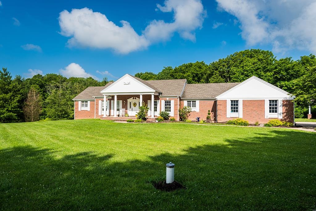 1017 Atkinson Road Vincennes, IN 47591 - Photo 1 of 33 Gallery Image 1