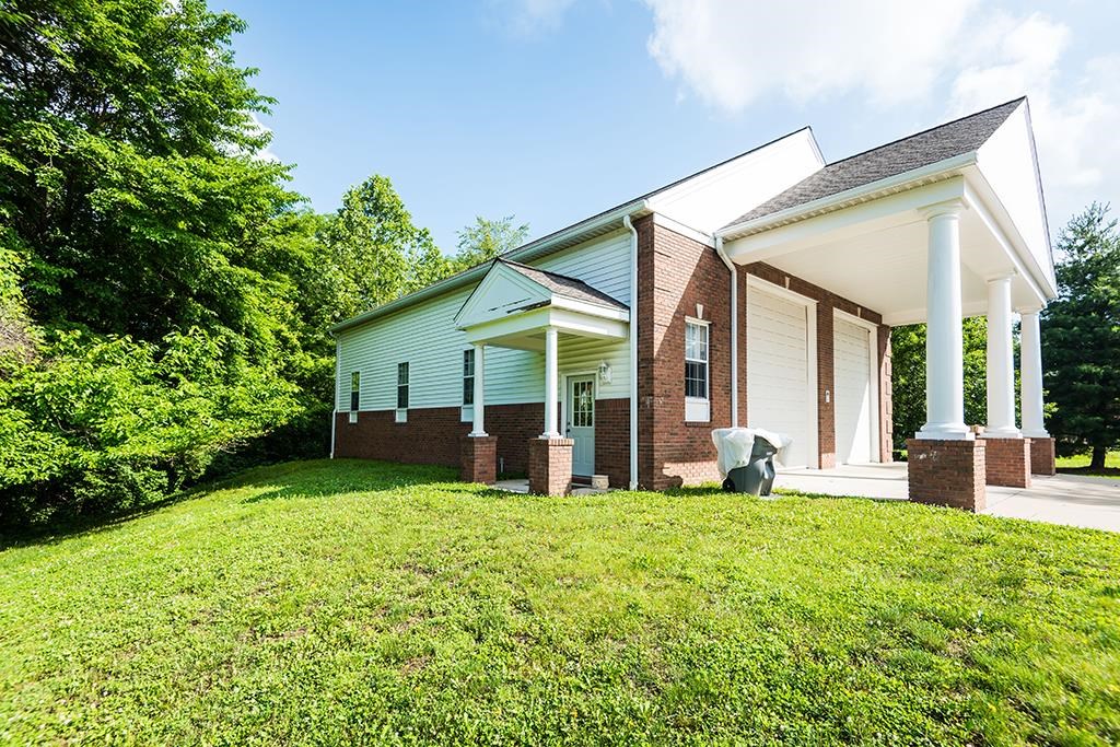 1017 Atkinson Road Vincennes, IN 47591 - Photo 29 of 33 Gallery Image 29